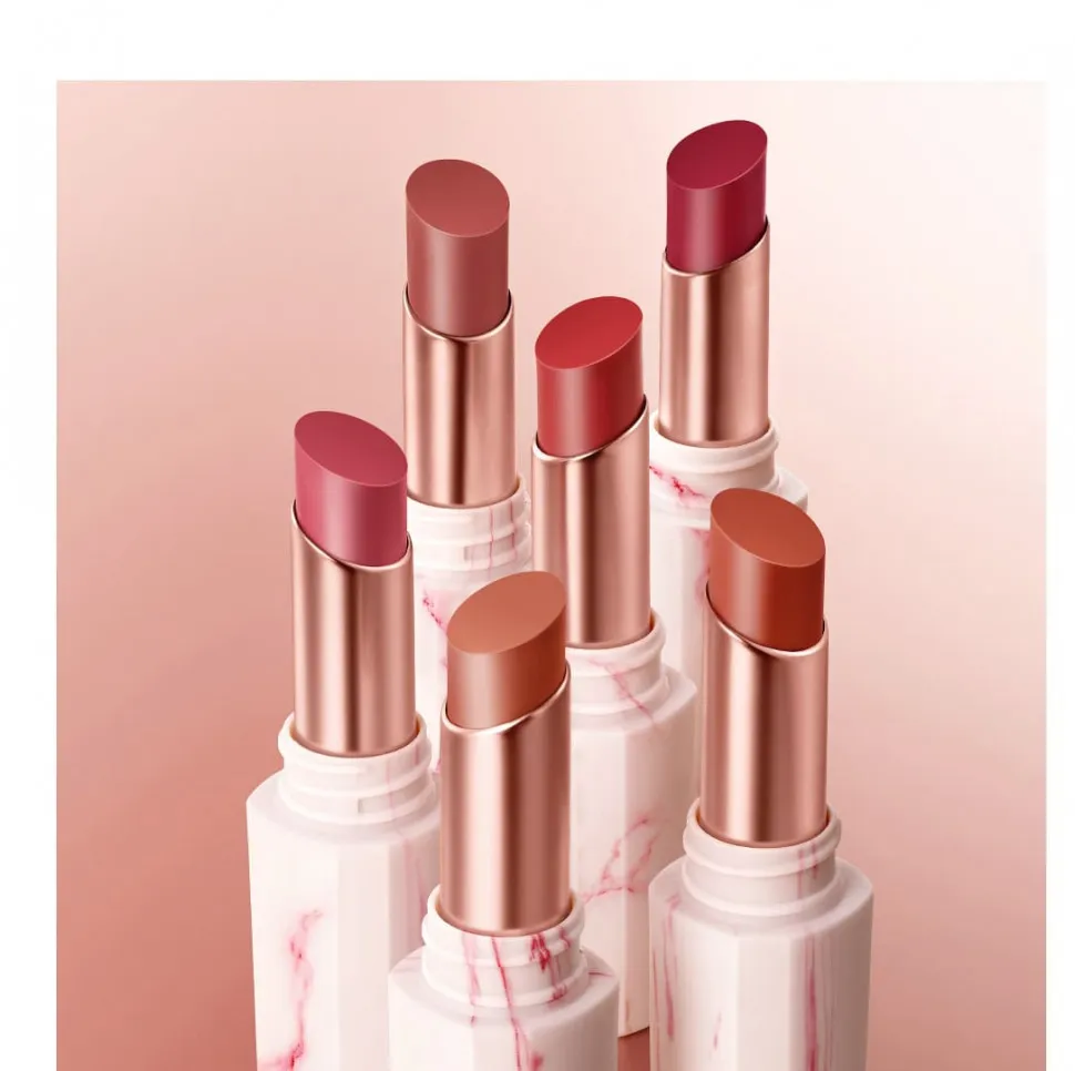 MV001-02 O.TWO.O Помада для губ Ледяной латте 4g