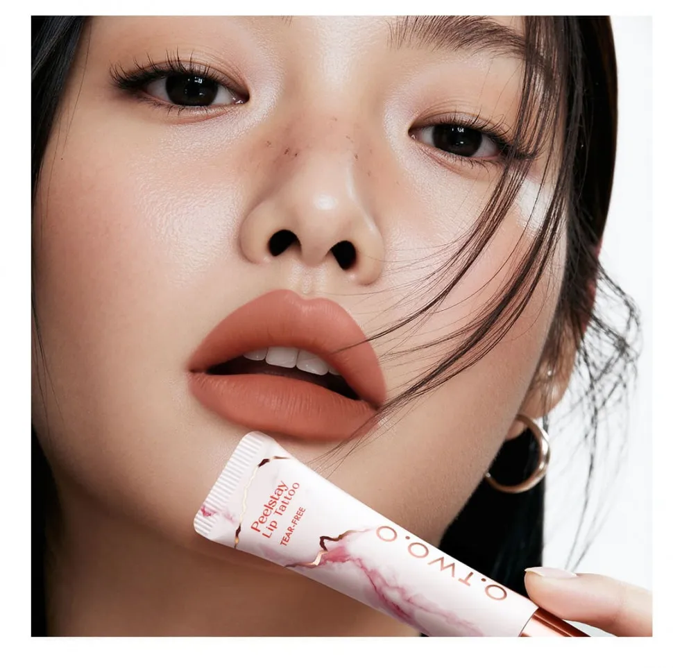 MV002-02 O.TWO.O Тинт для губ Клубника 10g