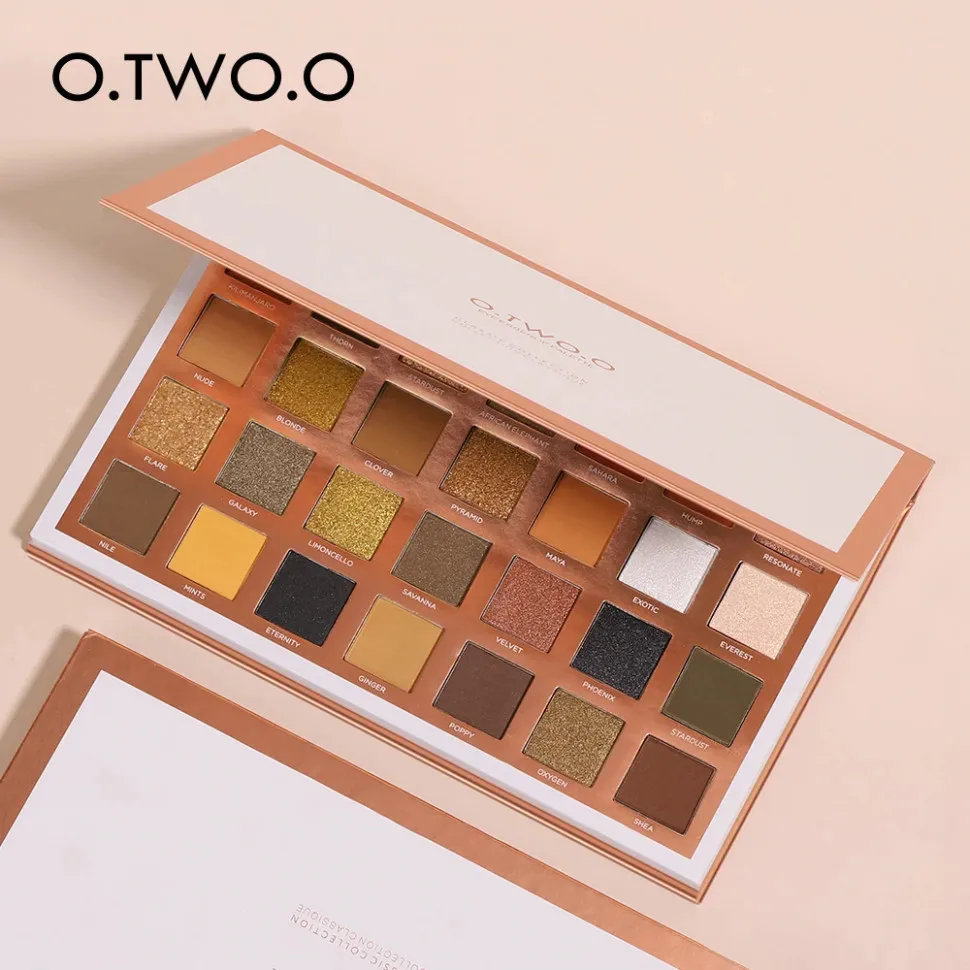 SC006 O.TWO.O Палитра теней eye essence palette 28 цветов 35g